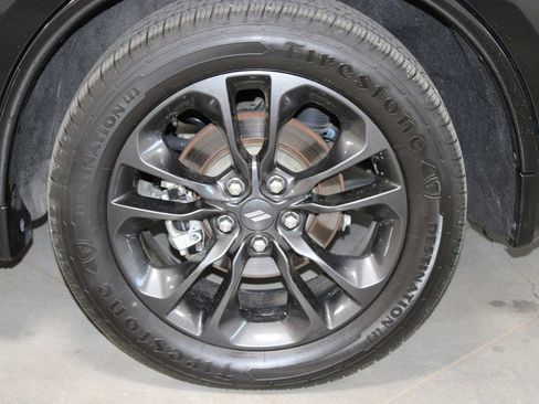 Used 2022 Dodge Durango R/T w/ Quick Order Package 22F RWD image 17