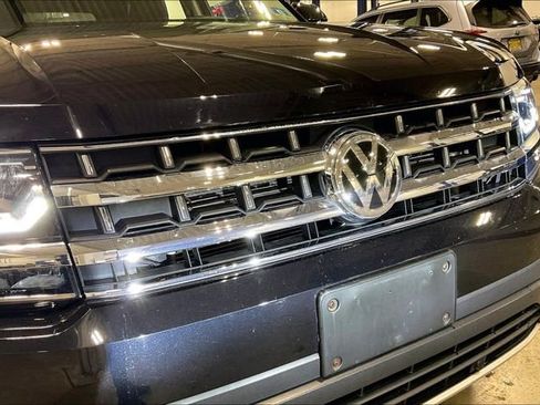 Used 2018 Volkswagen Atlas SEL Premium image 30