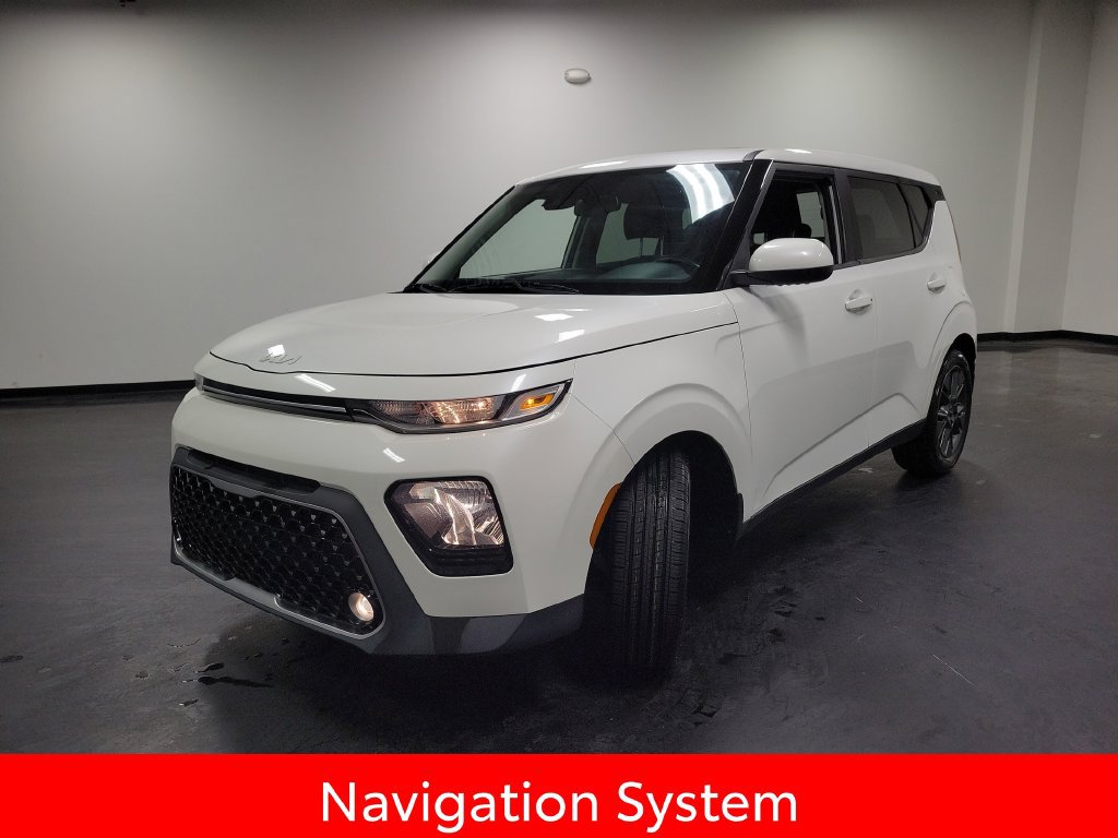 Used 2022 Kia Soul EX FWD image 4