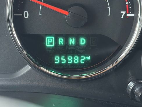 Used 2018 Jeep Wrangler Sport image 22