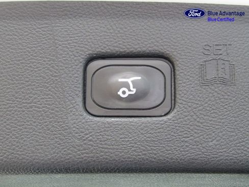 Certified 2024 Ford Edge SEL w/ Sport Appearance Package AWD/4WD image 27
