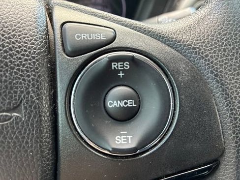Used 2016 Honda HR-V LX image 18