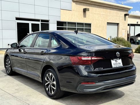Used 2024 Volkswagen Jetta S FWD image 5