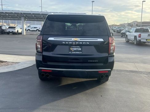 Certified 2023 Chevrolet Suburban Premier image 5