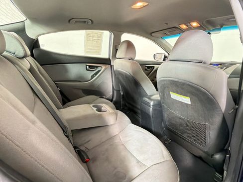Used 2013 Hyundai Elantra GLS w/ Preferred Pkg image 26