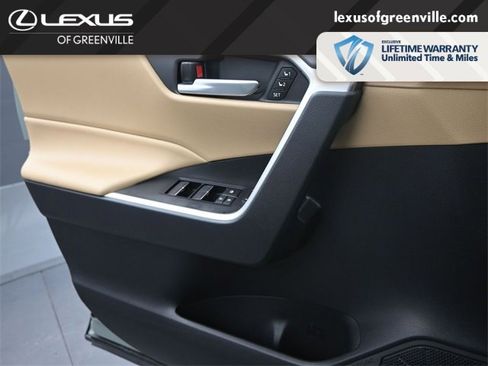 Used 2023 Toyota RAV4 XLE Premium image 23