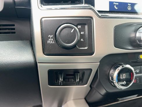 Used 2022 Ford F250 Lariat w/ Chrome Package AWD/4WD image 21