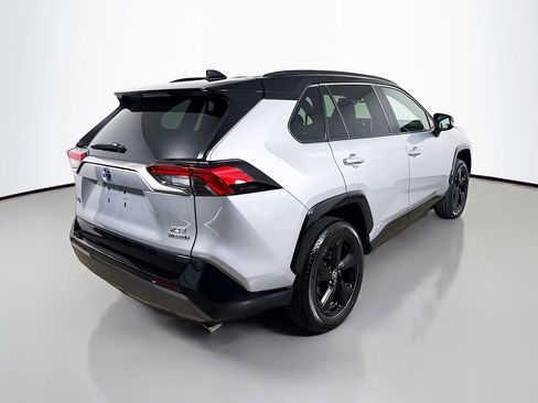 Certified 2021 Toyota RAV4 XSE w/ XSE Grade Weather Package AWD/4WD image 7