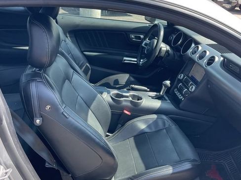 Used 2020 Ford Mustang Premium RWD image 15