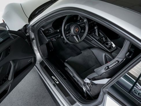 Certified 2026 Porsche 911 GT3 image 4