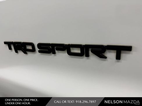 Used 2018 Toyota Sequoia TRD Sport AWD/4WD image 16