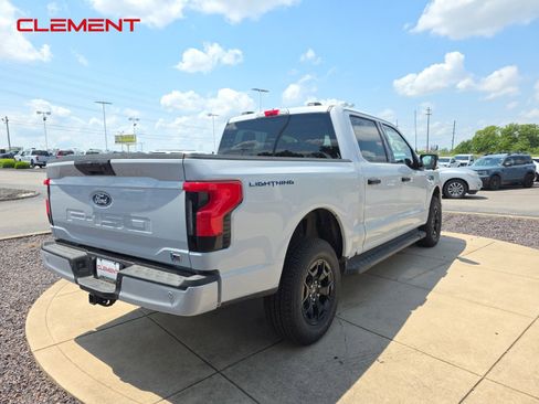New 2025 Ford F150 Lightning XLT image 8