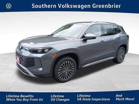 New 2025 Volkswagen Tiguan S image 1