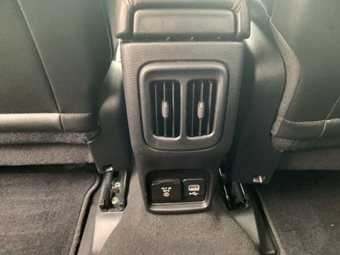 Used 2021 Jeep Compass Limited image 40