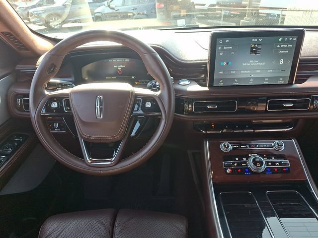 Used 2023 Lincoln Aviator Black Label w/ Jet Package AWD/4WD image 11