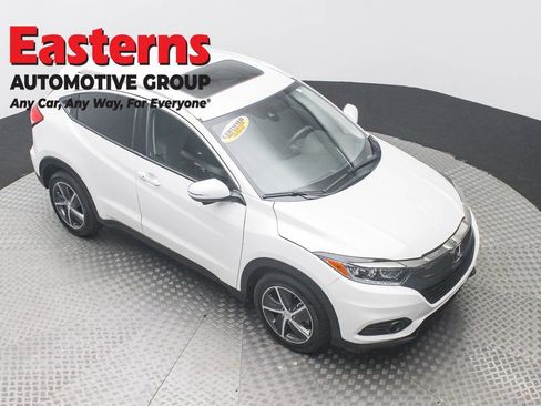 Used 2022 Honda HR-V EX image 3