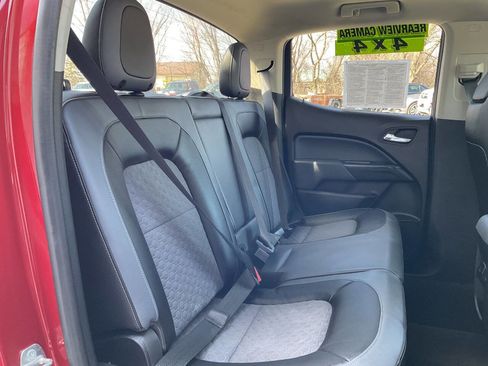 Used 2015 Chevrolet Colorado Z71 image 35