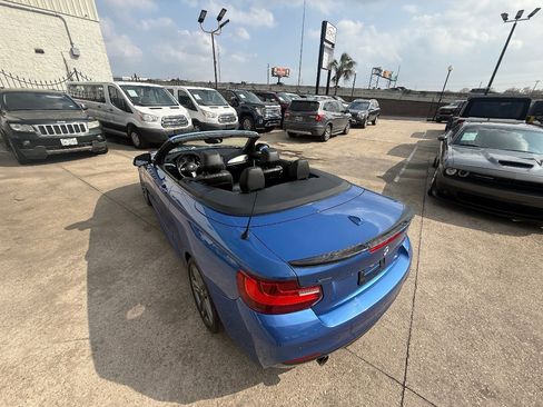 Used 2016 BMW M235i xDrive Convertible image 41