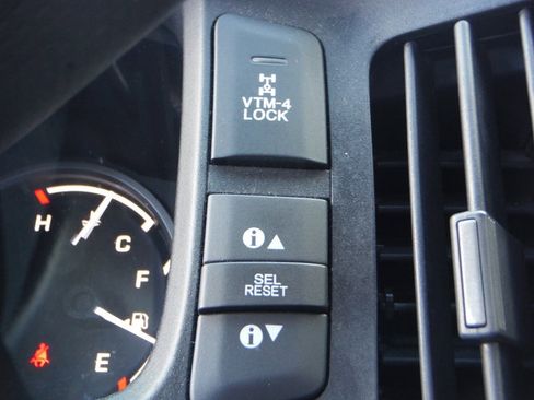 Used 2014 Honda Ridgeline SE image 30