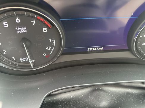 Used 2023 Cadillac XT6 Premium Luxury w/ Technology Package image 9