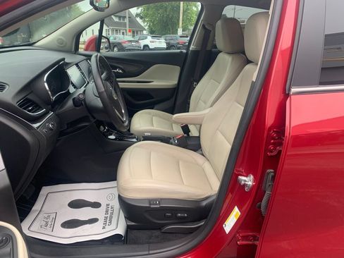 Used 2019 Buick Encore Essence AWD/4WD image 11