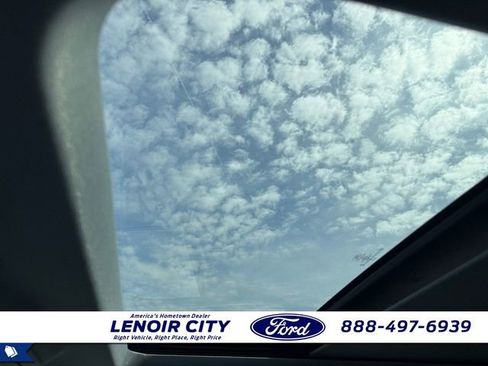 Used 2023 Ford Explorer XLT w/ Equipment Group 202A image 17