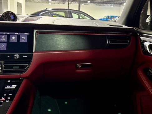 Used 2023 Porsche Macan GTS w/ Premium Package Plus image 26