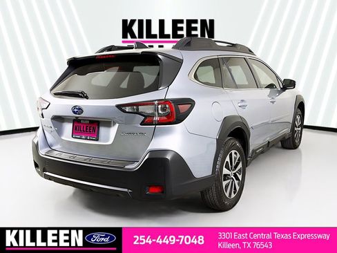 Used 2025 Subaru Outback Premium AWD/4WD image 8