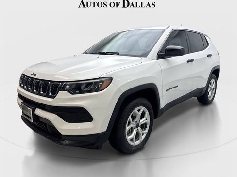 Used 2025 Jeep Compass Sport AWD/4WD image 2