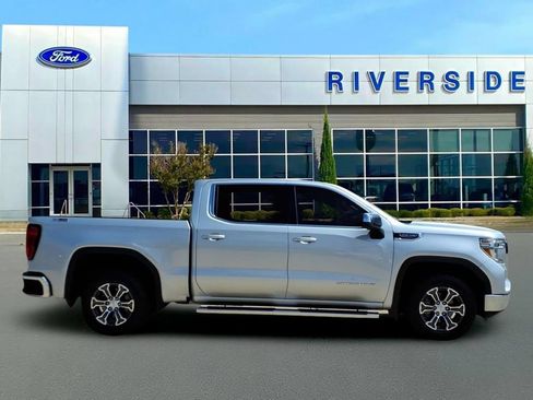 Used 2020 GMC Sierra 1500 SLE w/ SLE Value Package AWD/4WD image 8