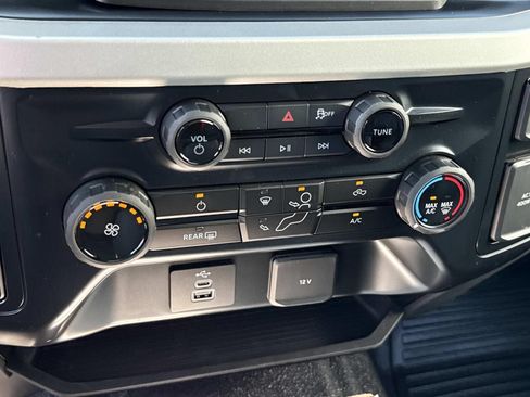 New 2026 Ford F550 4x4 Crew Cab image 15