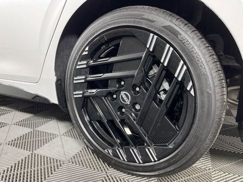 New 2026 Nissan Sentra SR w/ Floor Mat Package image 13