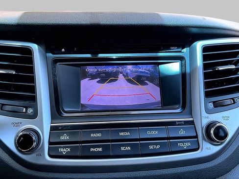 Used 2016 Hyundai Tucson Sport FWD image 28