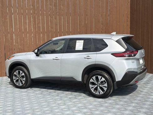 Used 2023 Nissan Rogue SV image 13