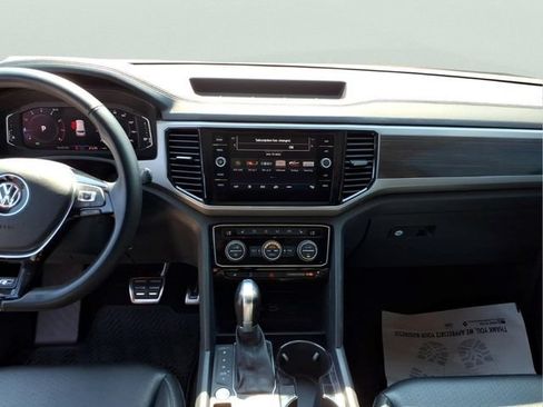 Used 2019 Volkswagen Atlas SEL R-Line AWD/4WD image 12