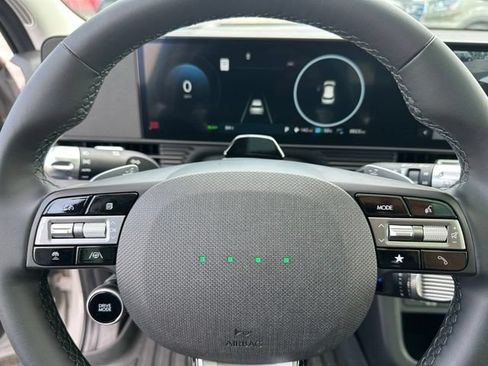 Used 2025 Hyundai Ioniq 5 Limited AWD/4WD image 35