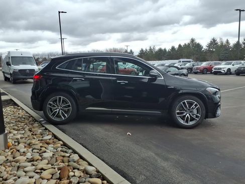 New 2026 Mercedes-Benz GLA 35 AMG 4MATIC image 7