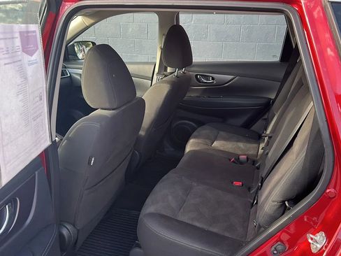 Used 2016 Nissan Rogue S image 12
