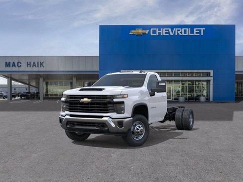 New 2026 Chevrolet Silverado 3500 W/T w/ WT Convenience Package AWD/4WD image 8
