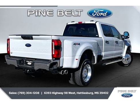 New 2026 Ford F450 XLT w/ 360-Degree Camera Package AWD/4WD image 11