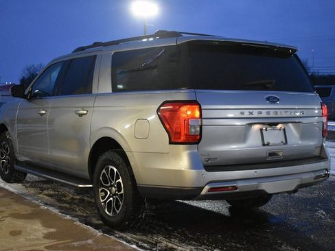 Used 2023 Ford Expedition Max XLT image 10
