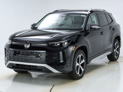 New 2026 Volkswagen Tiguan SE AWD/4WD image 40