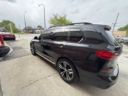 Used 2022 BMW X7 xDrive40i w/ M Sport Package AWD/4WD image 6