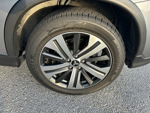 Used 2020 Mitsubishi Outlander Sport ES FWD image 10