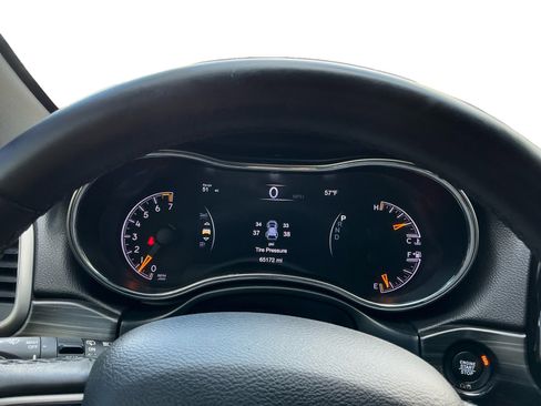 Used 2019 Jeep Grand Cherokee Limited image 12