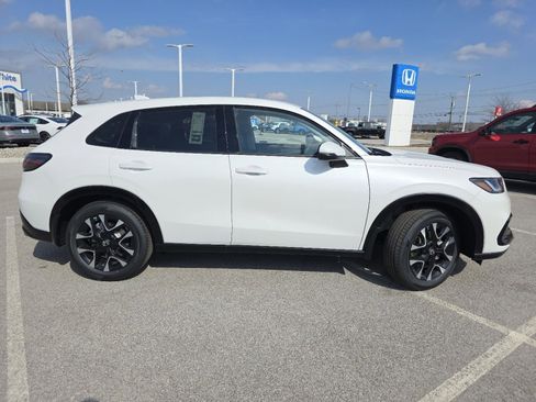 New 2026 Honda HR-V EX-L image 6