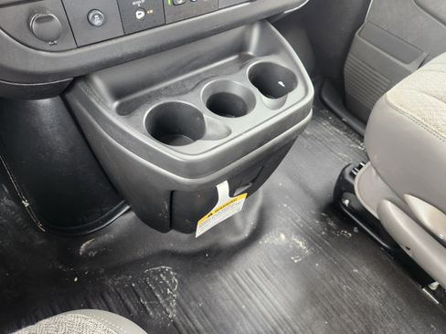 New 2025 Chevrolet Express 3500 w/ Power Convenience Package image 20