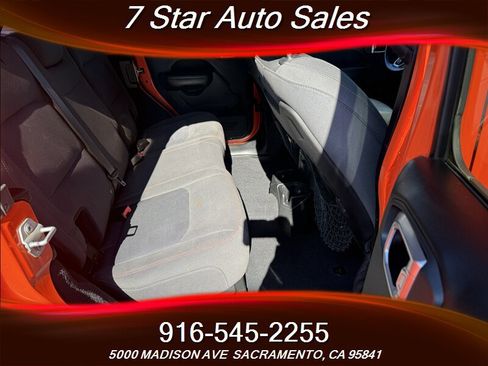 Used 2018 Jeep Wrangler Unlimited Rubicon w/ Dual Top Group image 33