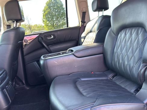 Used 2022 Nissan Armada Platinum w/ Captain's Chairs Package image 11