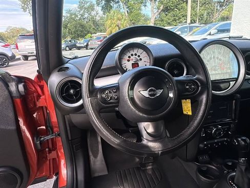 Used 2013 MINI Cooper Clubman FWD image 27